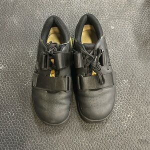 TYR L-1 Lifter Black Women’s size 8